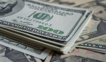 Dólar encerra maio em alta frente ao real