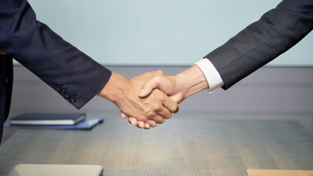 Match de negócios: como a WoodFlow conecta compradores e fabricantes de madeira